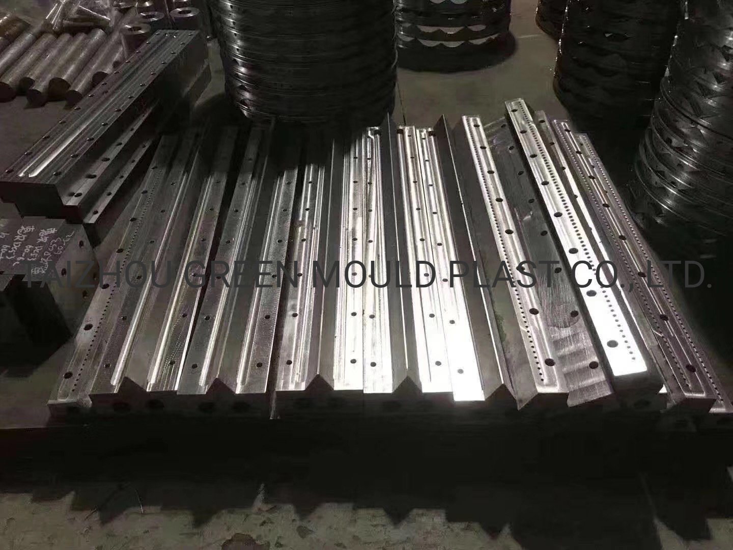 OEM Meltblown Non Woven Fabric Filter Mold Mold Manufacturers 300mm Spinneret Mold