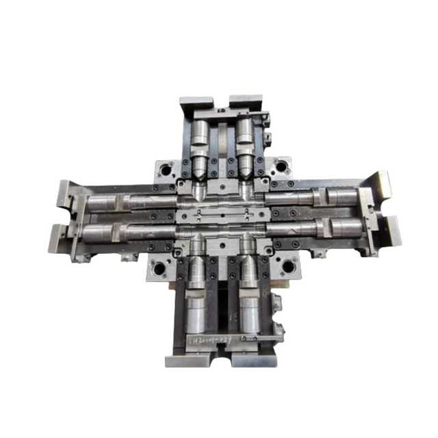 China Hot Sale Low Price Hot Runner Injection Plastic Mould PVC Pipe Fitting Mold