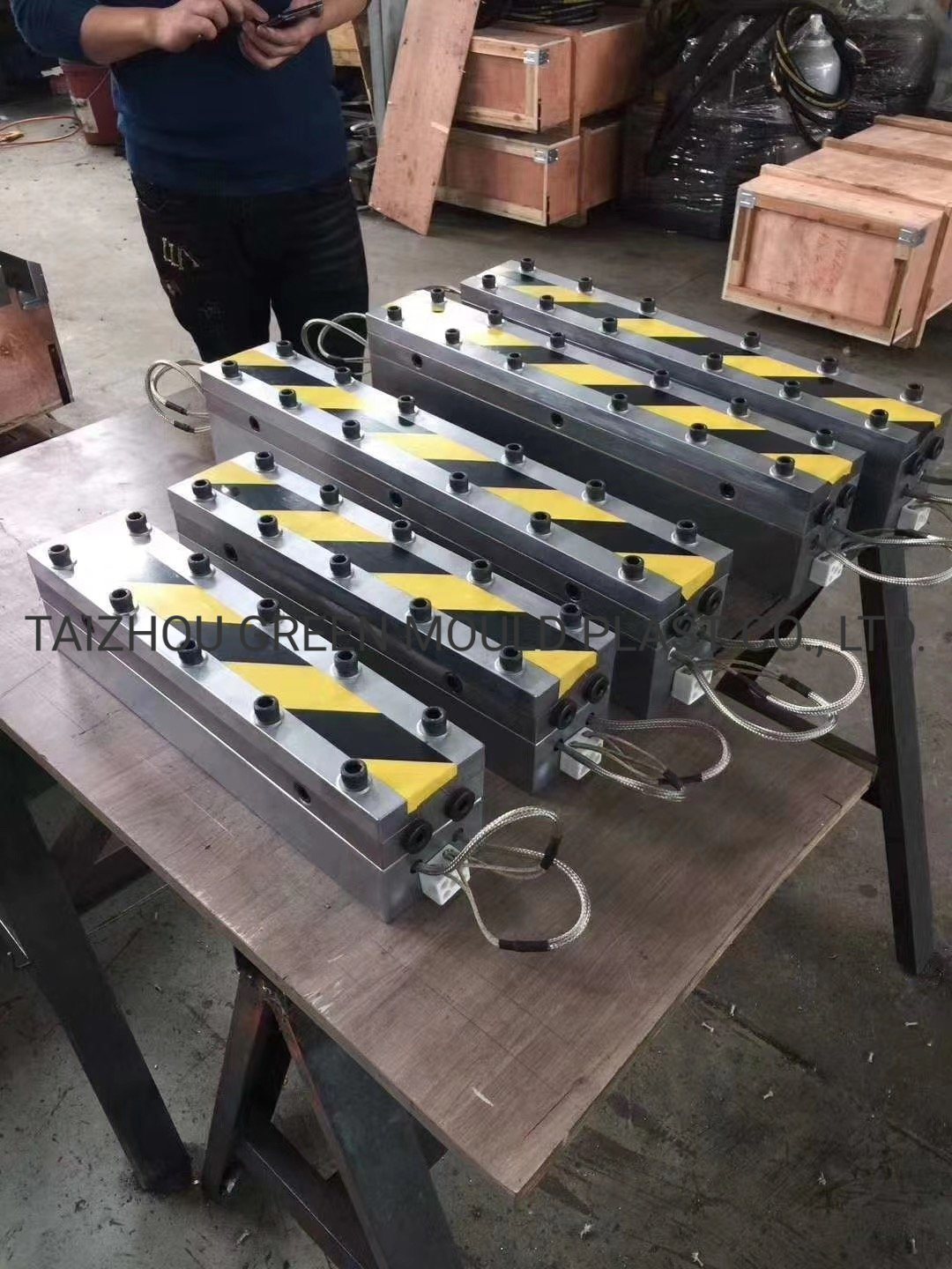 PP Meltblown Non Woven Fabric Molds Moulds for Masks